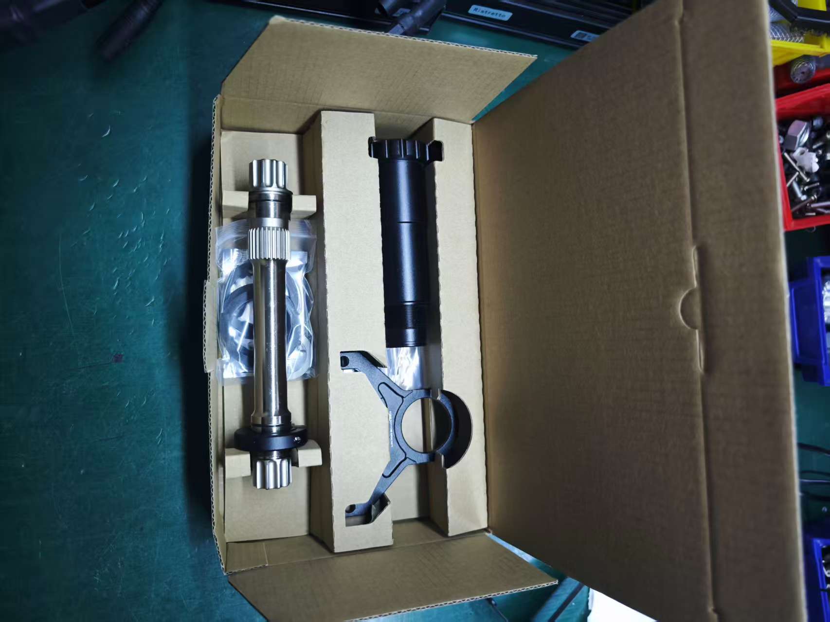 BSA 68-83mm Bottom Bracket Set (Photon Gen 2)